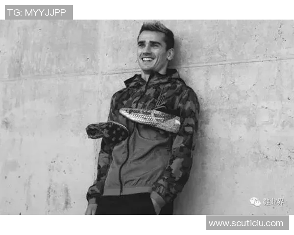 足球鞋球星宣传照片高清呈现，展现顶级运动员独特魅力与速度感